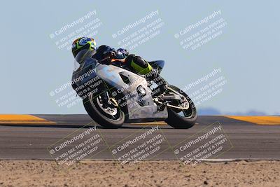 media/Nov-06-2022-SoCal Trackdays (Sun) [[208d2ccc26]]/Turn 9 (1pm)/